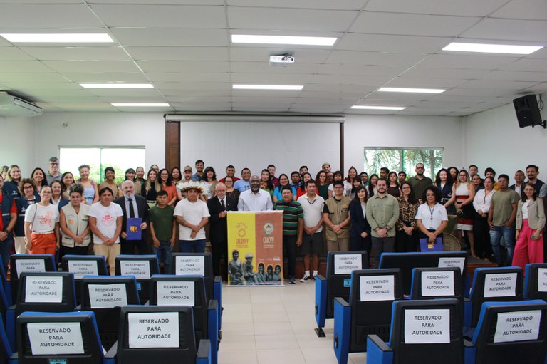 MDHC: Centros Yanomami e Ye’kwana com ênfase em direitos humanos e proteção à infância recebem formação multiprofissional