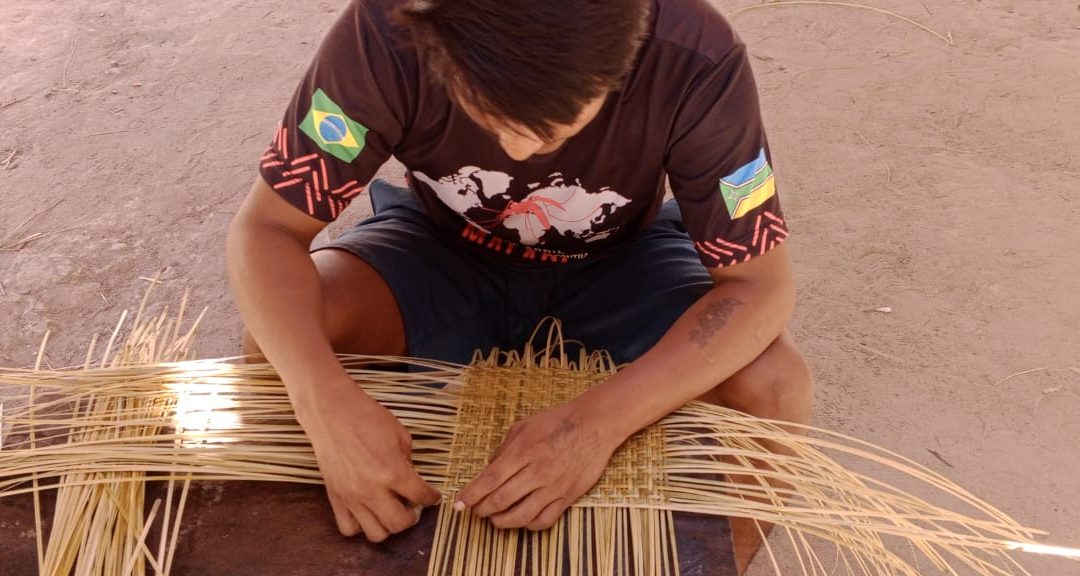 IEPÉ: Entre trançados e canoas: transmitindo saberes ancestrais 