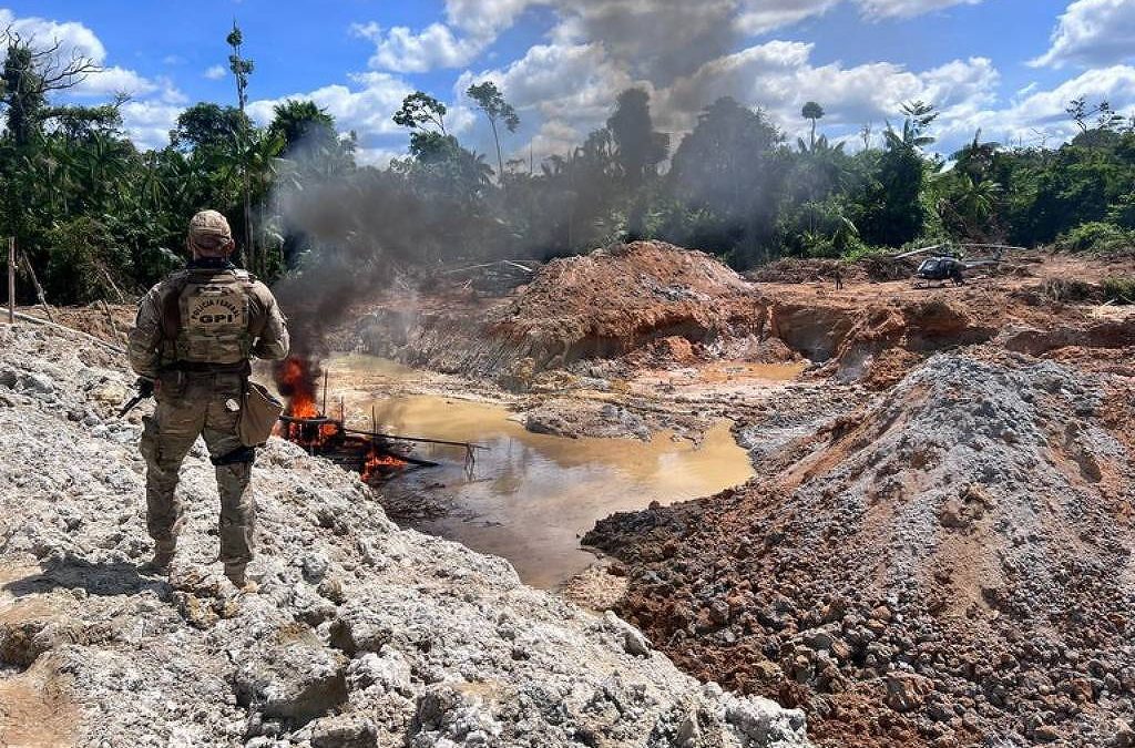 FOLHA DE S. PAULO: Mudança de regra deixa mercado formal de ouro mais limpo no Brasil, mas ilegalidade ainda é desafio