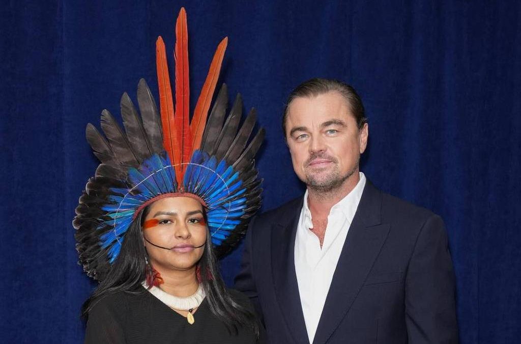 FOLHA DE S. PAULO: Líder indígena brasileira apresenta filme ao lado de Leonardo DiCaprio, que fala sobre a COP 30