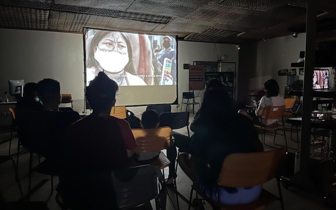 ISA: Cine Japu abre temporada no Rio Negro com o filme ‘Mensageiras da Amazônia’