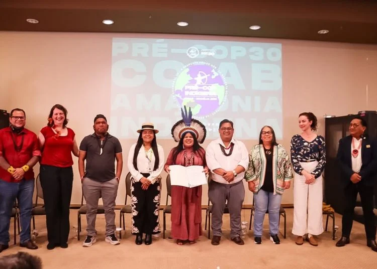 BRASIL DE FATO: Mais de 30 entidades indígenas exigem poder de decisão efetivo na COP30 e proteção dos territórios como ação climática prioritária