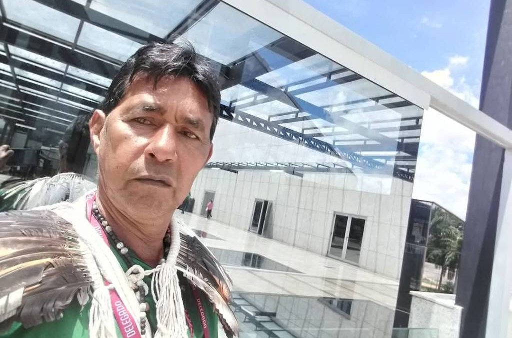 FOLHA DE S. PAULO: Mortes: Cacique, defendeu a educação de seu povo e viu a filha chegar à faculdade