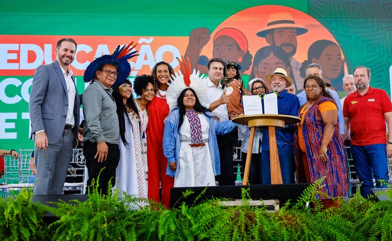 MPI: Governo federal anuncia investimentos e políticas públicas para melhoria da educação escolar indígena e quilombola