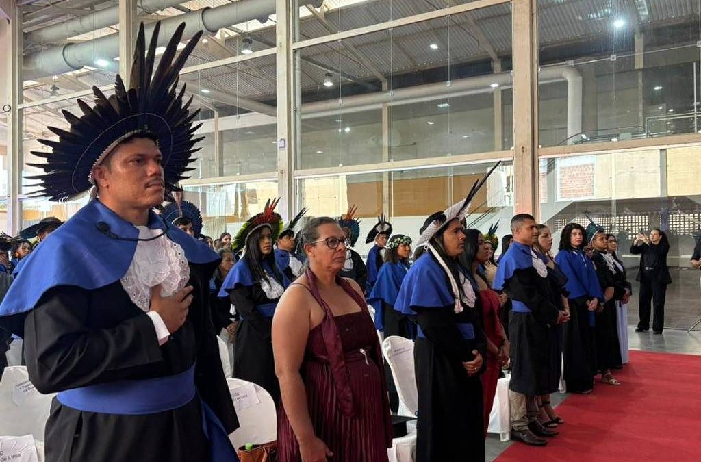 FOLHA DE S. PAULO: Curso forma mais de 200 professores indígenas em Alagoas