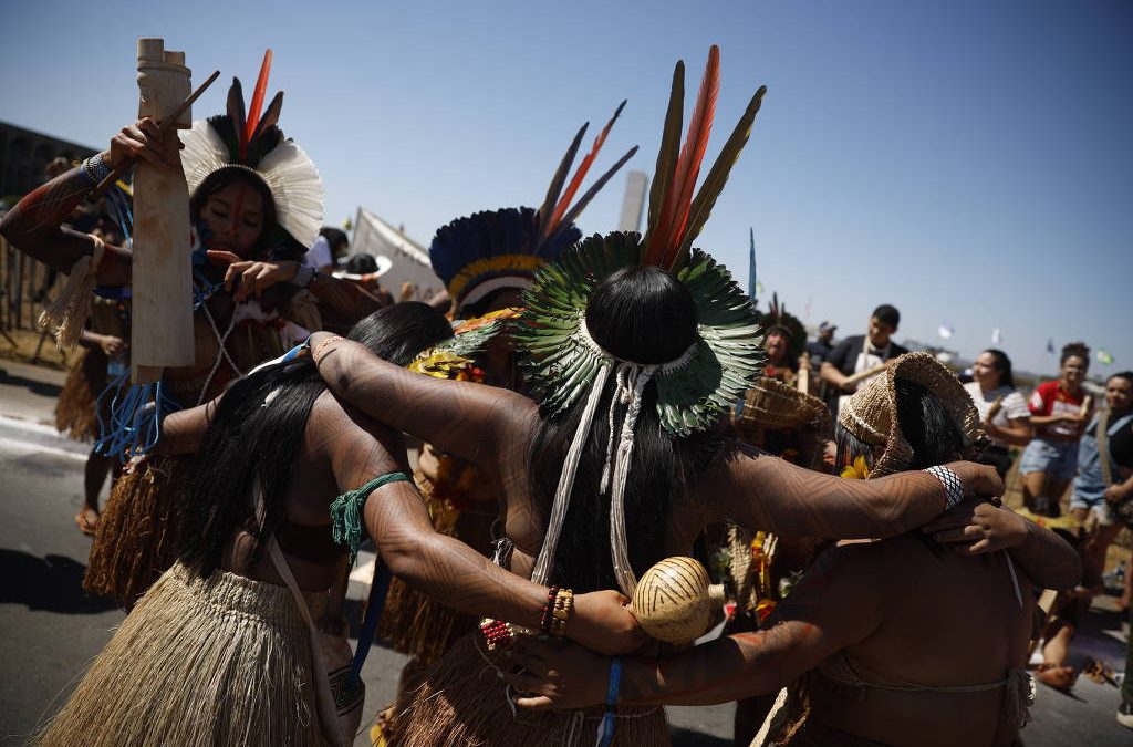 FOLHA DE S. PAULO: Nome é direito e genealogia
