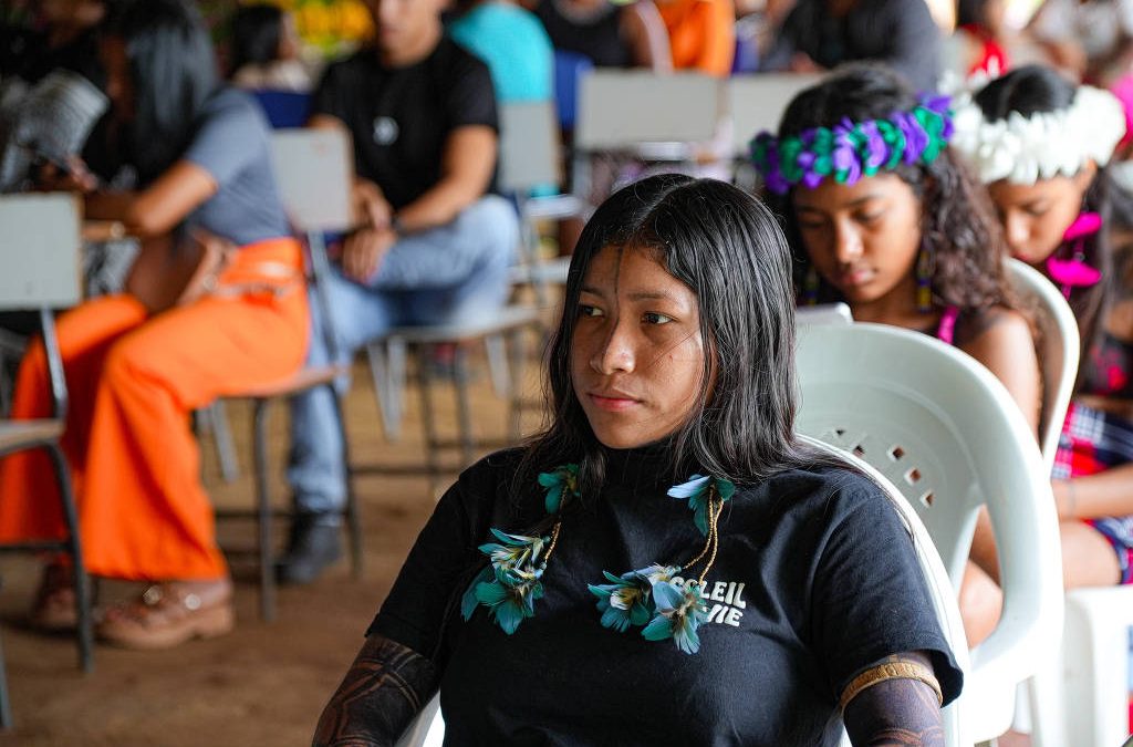 FOLHA DE S. PAULO: Guajajaras elaboram modelo de ensino superior que une universidade a saberes indígenas