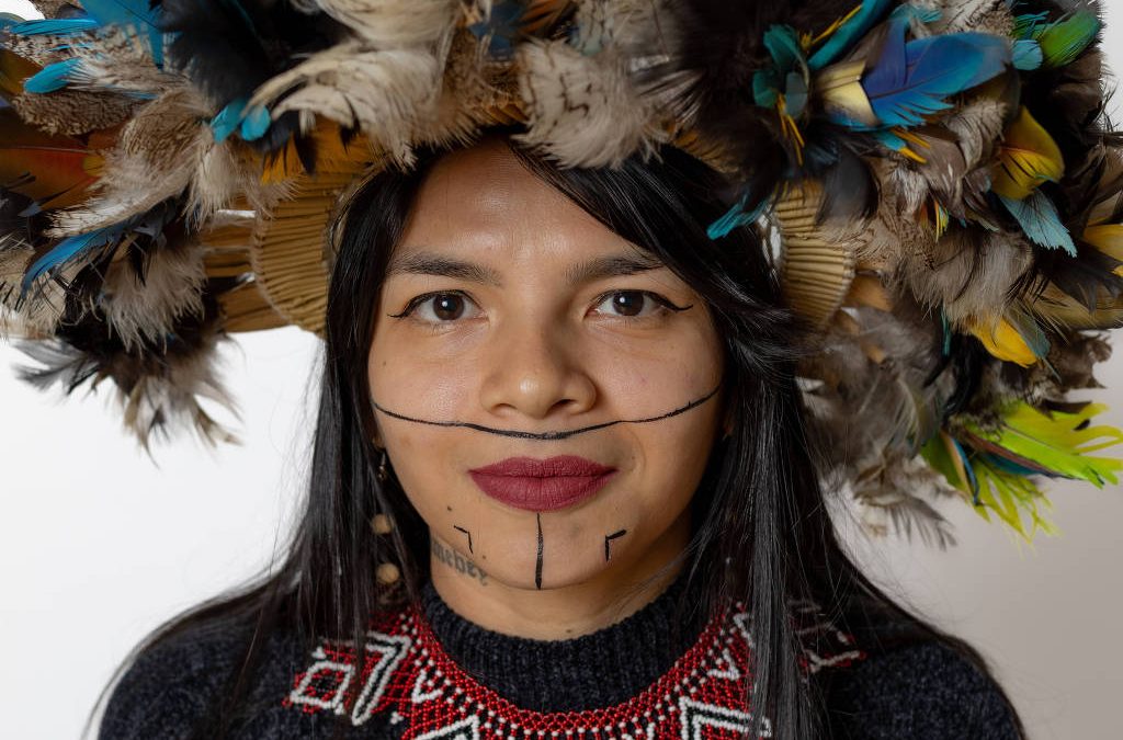 FOLHA DE S. PAULO: ONU nomeia Txai Suruí para grupo consultivo sobre mudança climática