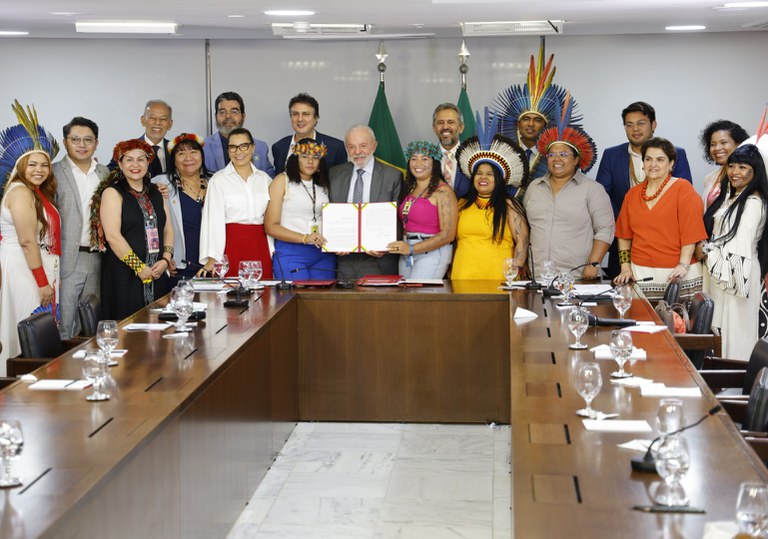 FUNAI: Presidente Lula homologa três terras indígenas do Ceará; total de territórios regularizados chega a 16 na atual gestão