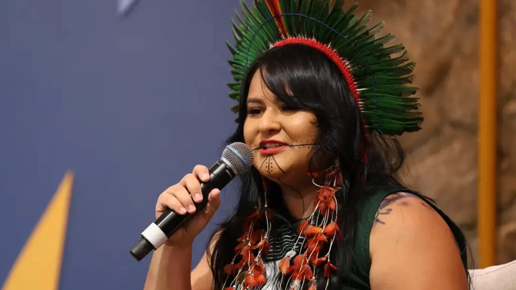 TVT NEWS: Flip: vozes indígenas ganham projeção na Festa Literária de Paraty