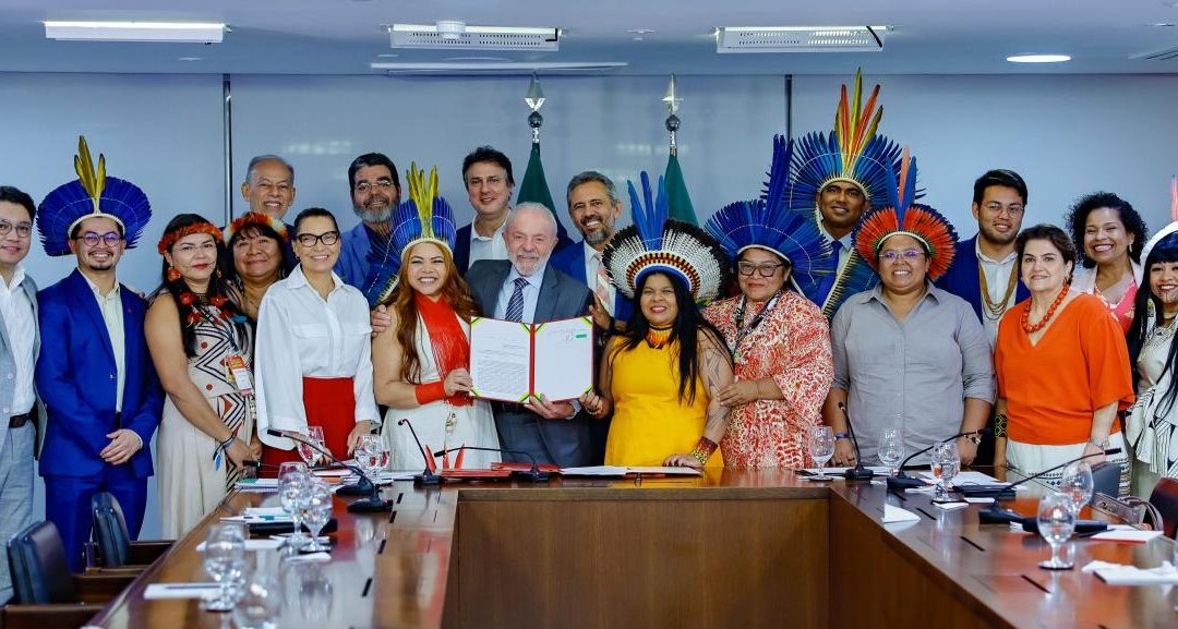 ISA: Lula homologa três Terras Indígenas no Ceará durante a Marcha das Mulheres Indígenas