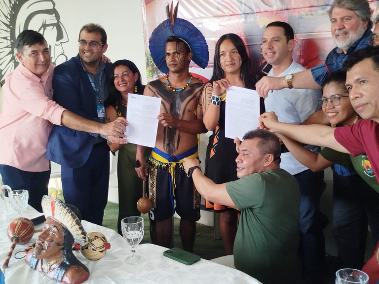 FUNAI: Funai participa de assinatura de contrato de construção de habitações para o Povo Fulni-ô, em Pernambuco