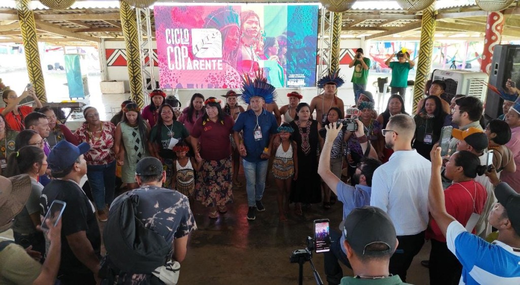 CIR: MINISTRA DO MPI E PRESIDENTA DA FUNAI PARTICIPAM DE DEBATE DURANTE A COPARENTE CICLO RORAIMA