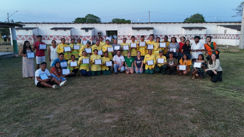 CIR: BRIGADISTAS E COMUNICADORES INDÍGENAS APRENDEM A USAR FERRAMENTAS TECNOLÓGICAS PARA PROTEGER E DEFENDER O TERRITÓRIO
