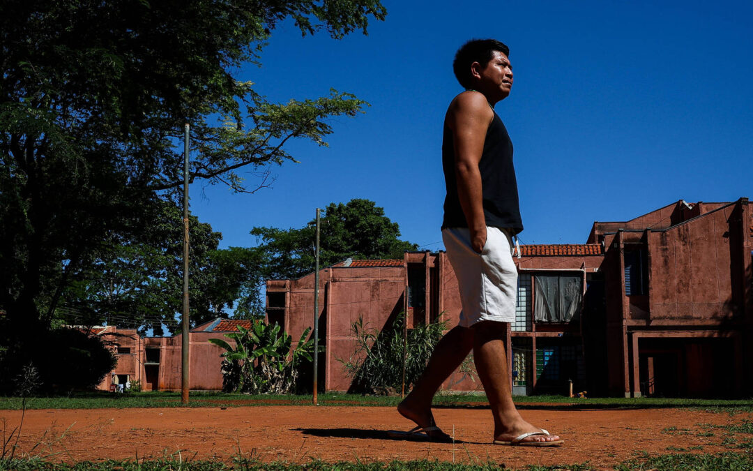 FOLHA DE S. PAULO: Com 1,7 milhão de habitantes, a população indígena no Brasil se divide em 391 etnias