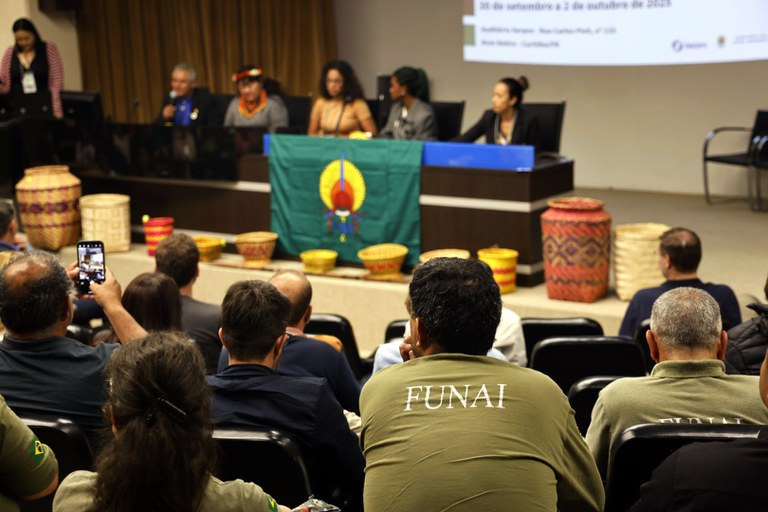 FUNAI: Funai realiza II Encontro Regional para aprimorar política indigenista no Sul e nos estados do RJ e SP
