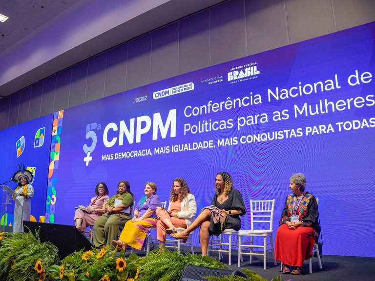 MPI: Ministra Sonia Guajajara participa da 5ª Conferência Nacional de Políticas para as Mulheres