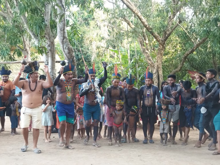 FUNAI: Povo Parakanã lança livro bilíngue de narrativas tradicionais no Pará