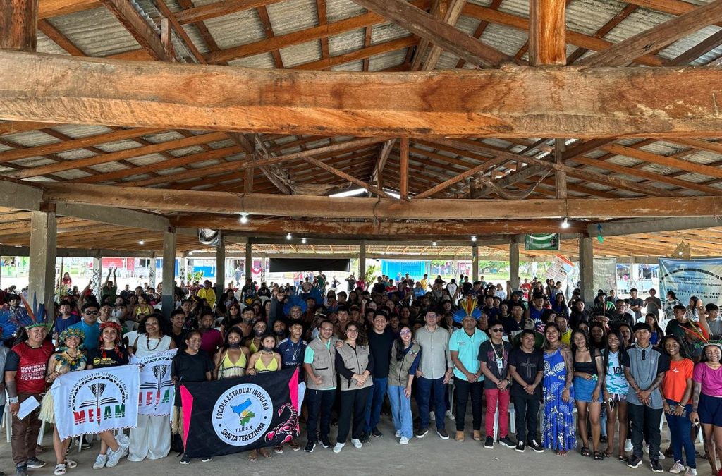 CIR: JOVENS INDÍGENAS REFLETEM SOBRE SONHOS E RECOMEÇOS EM ASSEMBLEIA