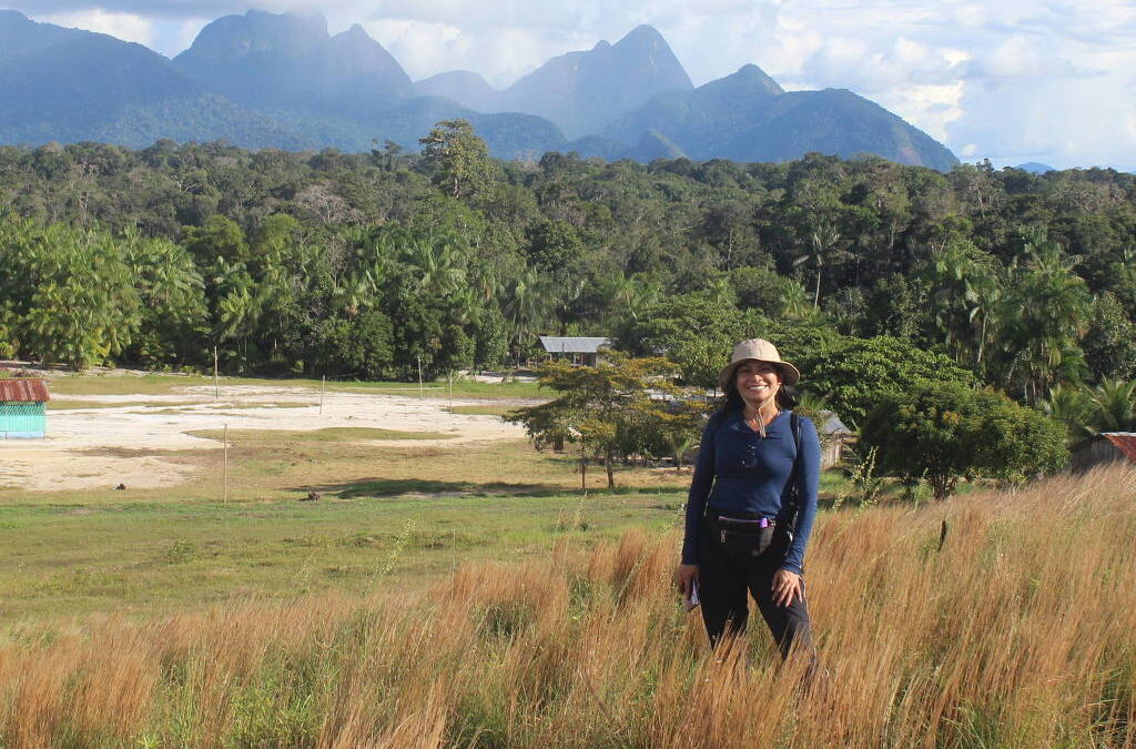 FOLHA DE S. PAULO: Integrar valores tradicionais à vida acadêmica desafia indígenas e quilombolas