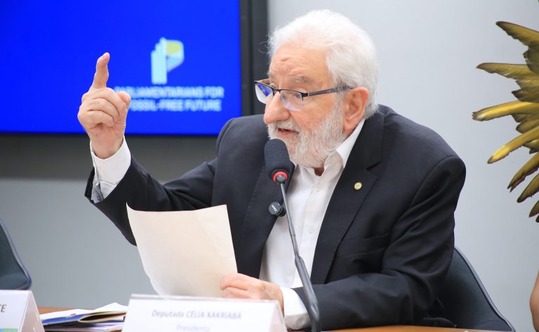 CÂMARA: Comissão aprova proposta que organiza educação indígena em territórios etnoeducacionais