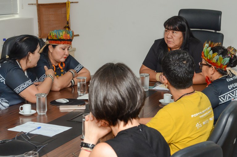 FUNAI: Mulheres do povo de recente contato Juma vêm a Brasília apresentar demandas de seu território