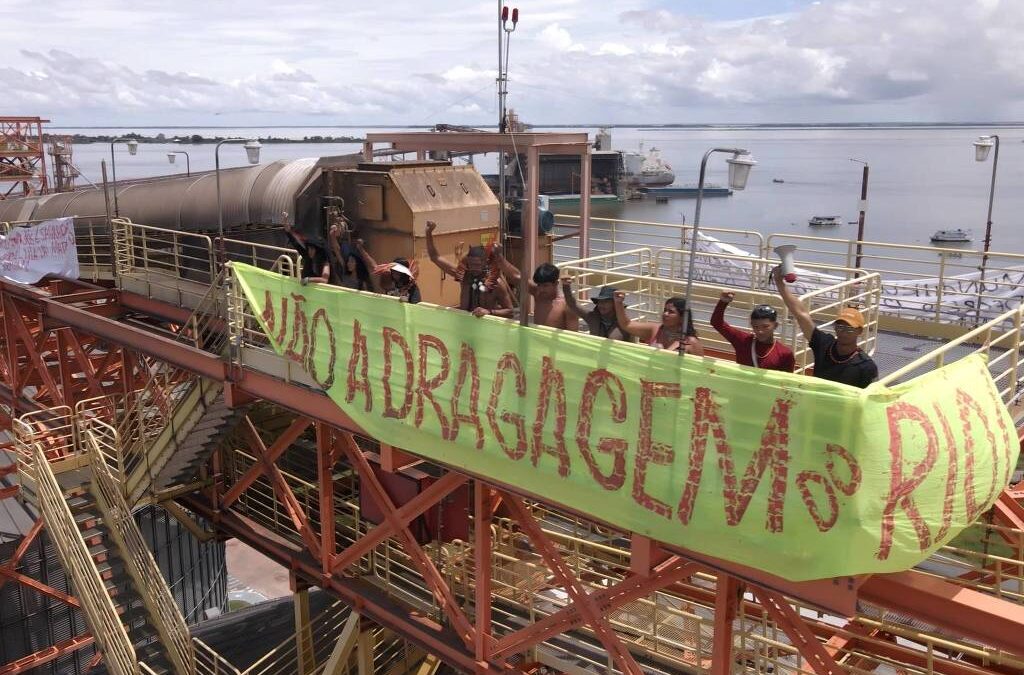 FOLHA DE S. PAULO: Indígenas entram em área interna da Cargill no Pará em ato contra ordem de desocupação