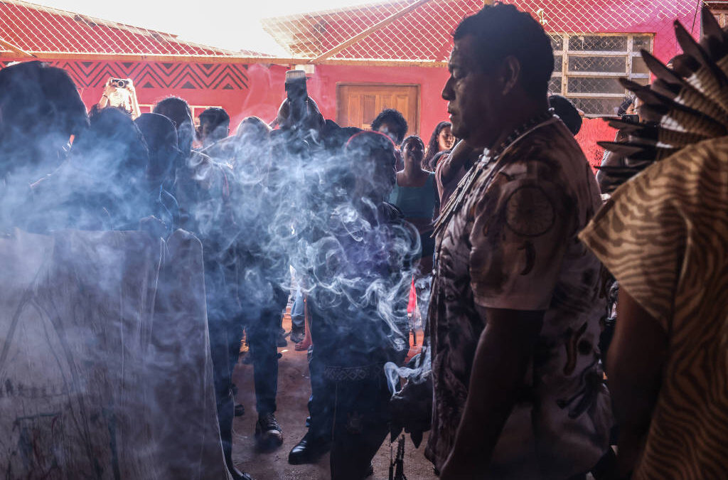 FOLHA DE S. PAULO: Direito à educação em jogo