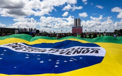 APIB: Em marcha, povos indígenas confrontam Congresso: os territórios indígenas não estão à venda
