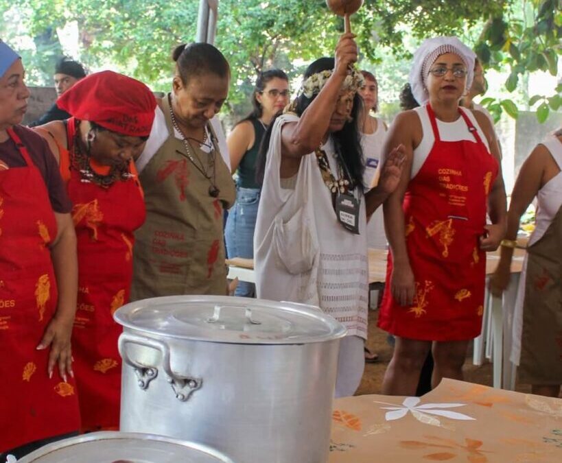 RÁDIO YANDÊ: Não é comida: a “Cozinha das Tradições” revela uma tecnologia indígena de resistência no Brasil