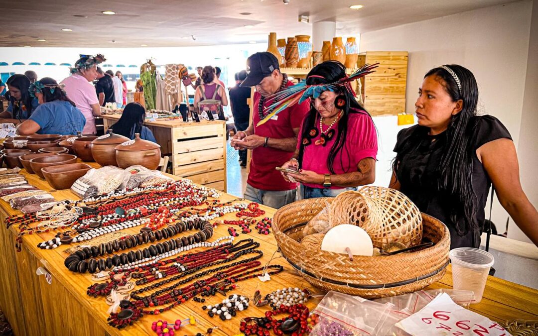 ISA: Feira de Arte dos Povos Indígenas reúne mais de 100 artistas e produtores em SP