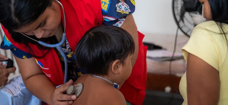 SAÚDE: Expedição do SUS oferta consultas, exames e cirurgias para indígenas de Maués (AM)
