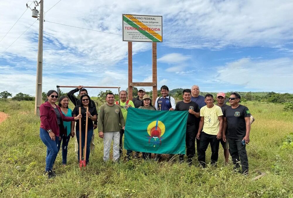FUNAI: Em Roraima, Funai avança com instalação de placas de identificação na Terra Indígena Raposa Serra do Sol