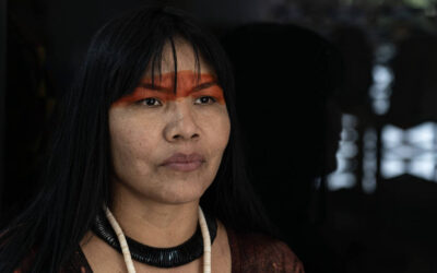 FOLHA DE S. PAULO: Liderança feminina do Xingu acompanha política por redes sociais e vota em Lula