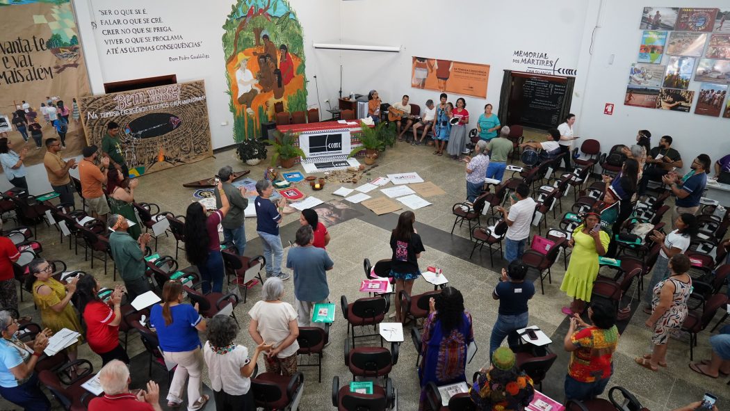 CIMI: Cimi divulga posicionamento do Seminário Nacional de Formação e alerta para ameaças à democracia e aos direitos indígenas