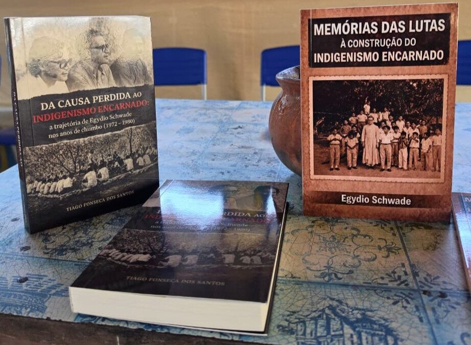 CIMI: Histórias, resistência e defesa dos povos indígenas: a trajetória do indigenista Egydio Schwade contada em dois livros