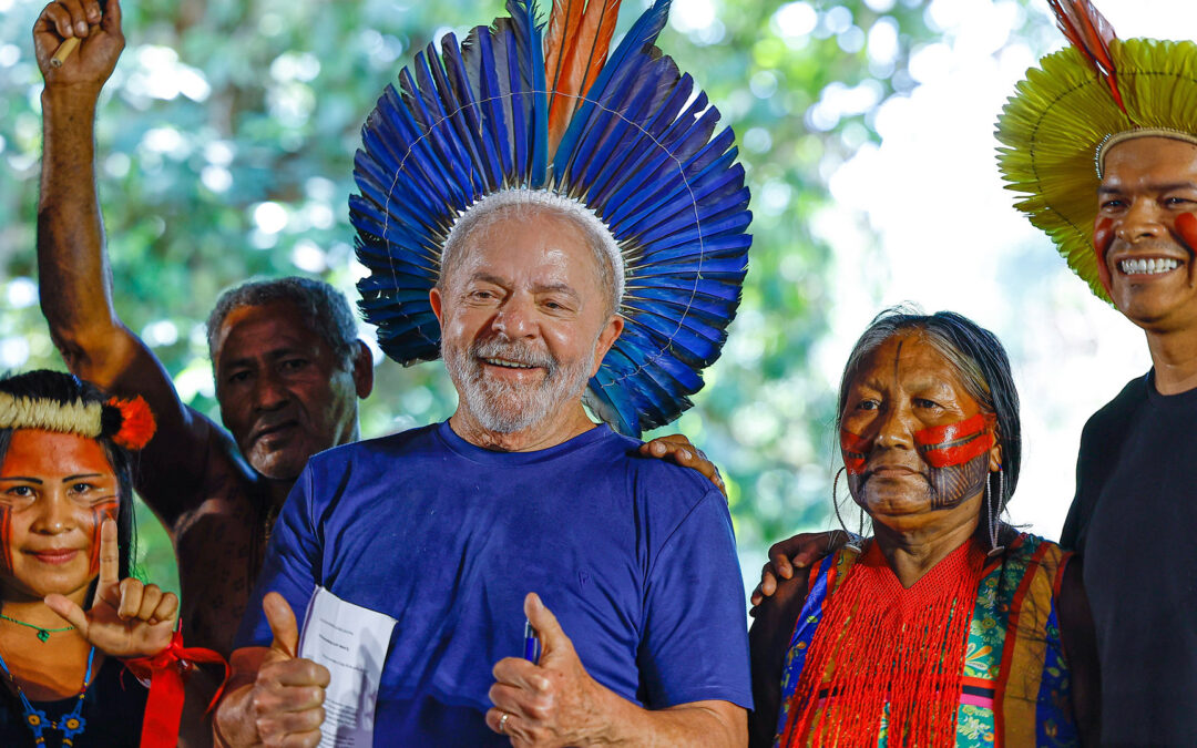 AMAZÔNIA REAL: Amazônia Real tem um lado: defesa das populações, da liberdade e da democracia
